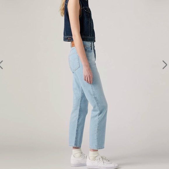 Levi's Denim - Levi’s 501 Original Cropped Jeans – Light Wash (W25 L28)